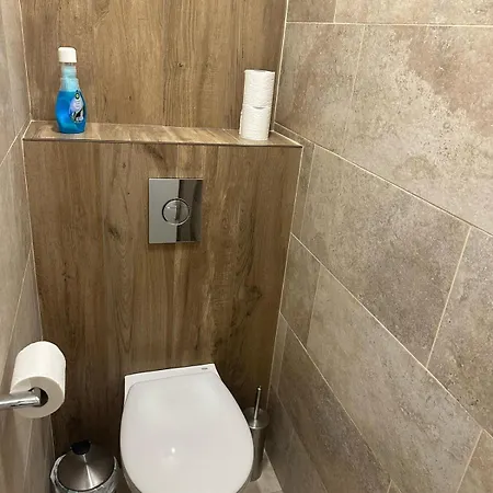 Cosy T2 Vue Climatise Wifi Et Equipe Refait A Neuf