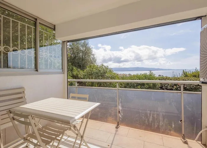 Apartment Cosy T2 Vue Climatise Wifi Et Equipe Refait A Neuf Ajaccio (Corsica)