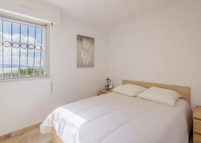 Cosy T2 Vue Climatise Wifi Et Equipe Refait A Neuf Apartment *