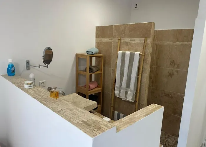 Cosy T2 Vue Climatise Wifi Et Equipe Refait A Neuf Ajaccio (Corsica)